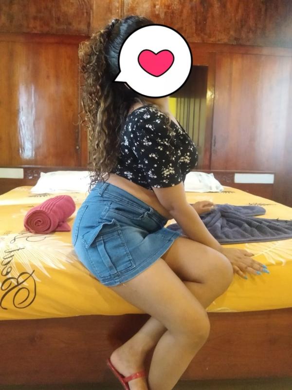 girls-personal photo of Lanka Ads