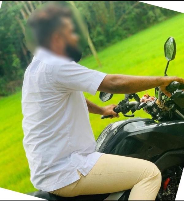 boys-personal photo of Lanka Ads