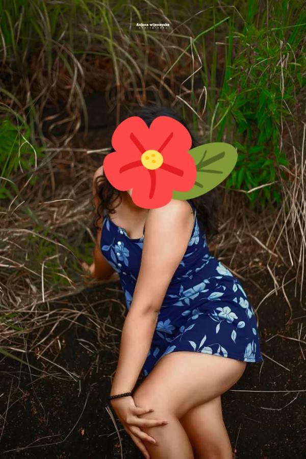 girls-personal photo of Lanka Ads