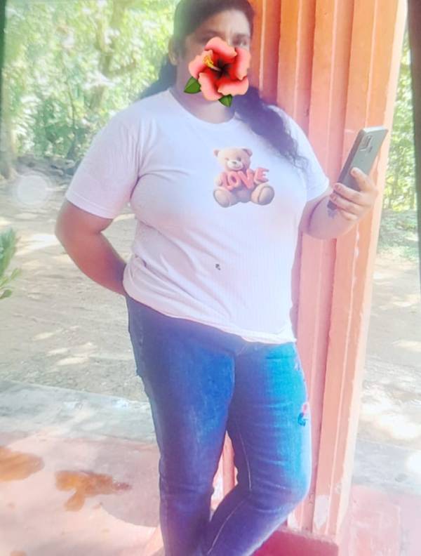 girls-personal photo of Lanka Ads