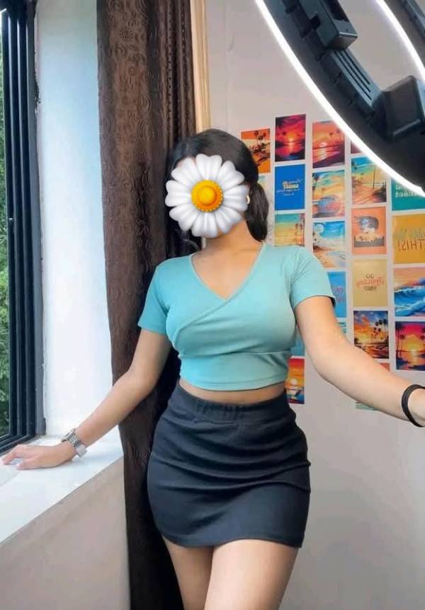 girls-personal photo of Lanka Ads