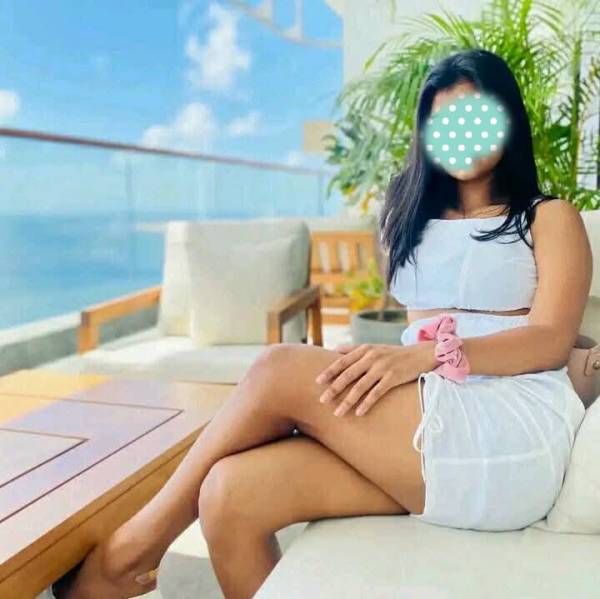 girls-personal photo of Lanka Ads