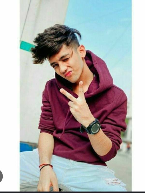 boys-personal photo of Lanka Ads