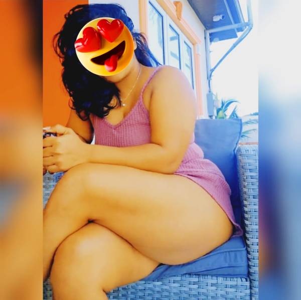 girls-personal photo of Lanka Ads