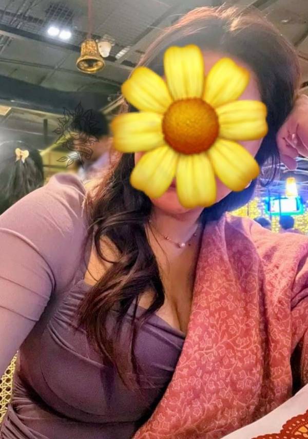 live-cam photo of Lanka Ads