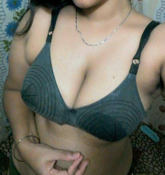 live-cam photo of Lanka Ads