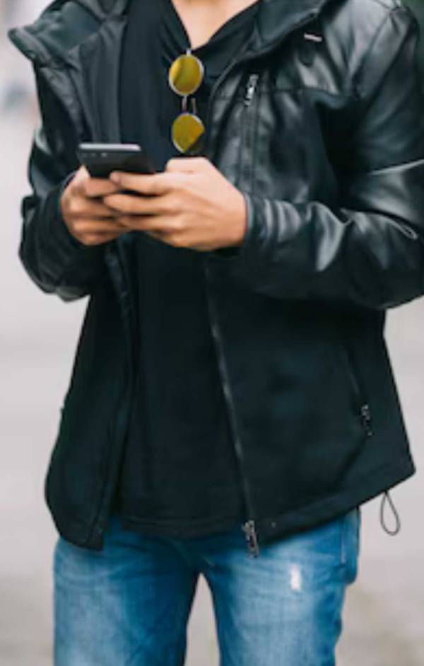 boys-personal photo of Lanka Ads