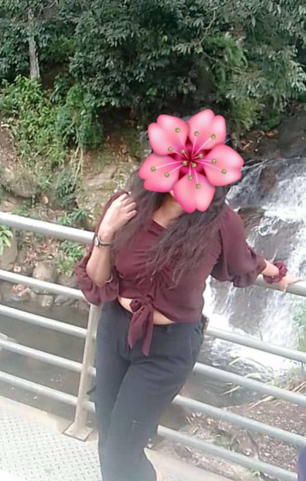 girls-personal photo of Lanka Ads