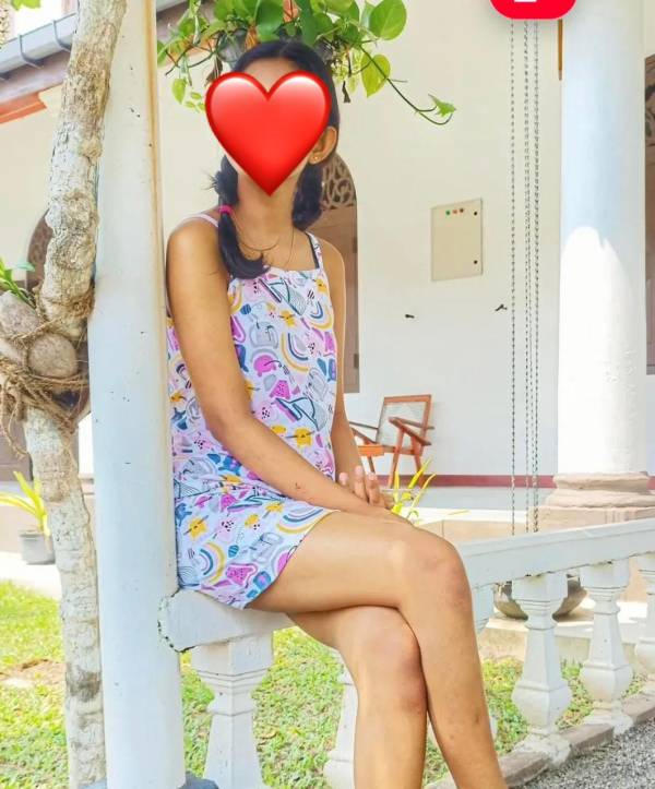 girls-personal photo of Lanka Ads