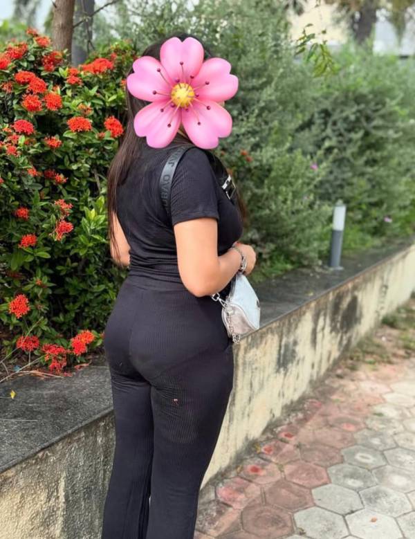 girls-personal photo of Lanka Ads