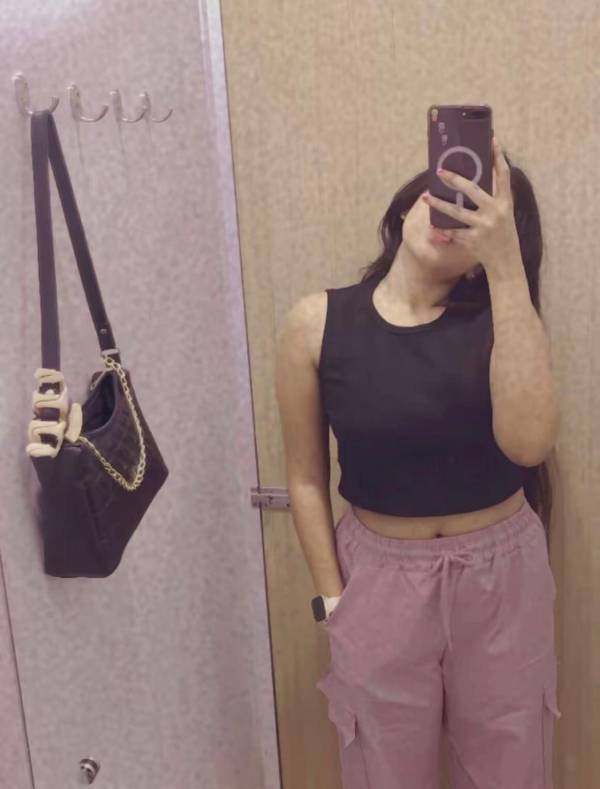 girls-personal photo of Lanka Ads