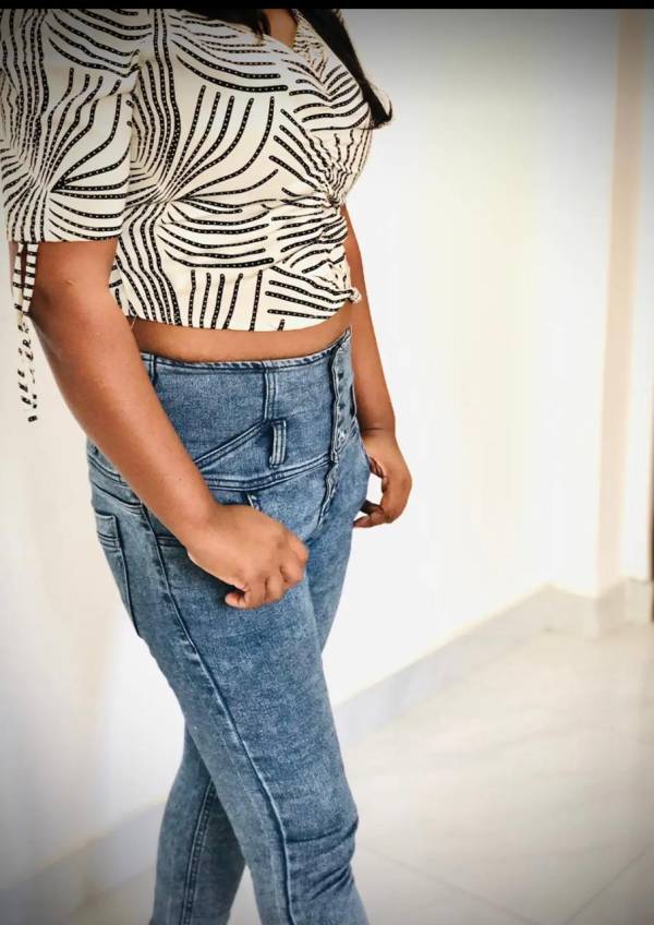 girls-personal photo of Lanka Ads