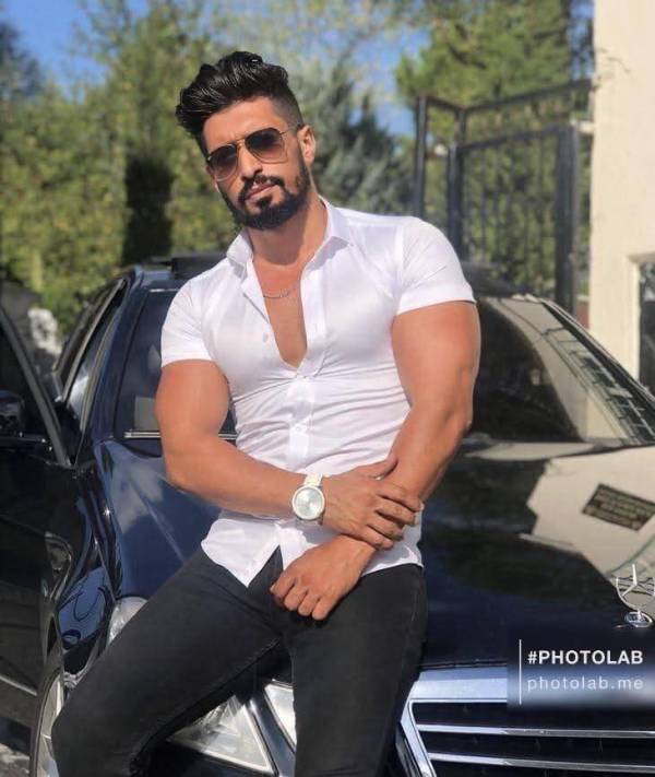 boys-personal photo of Lanka Ads