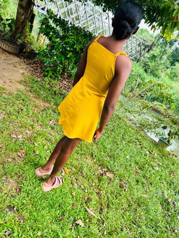 girls-personal photo of Lanka Ads