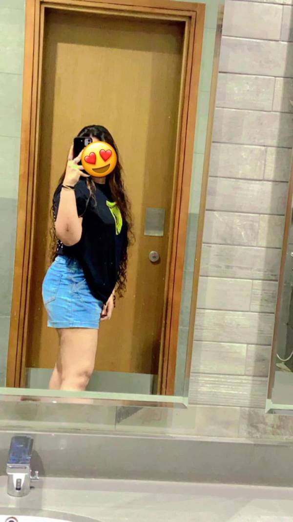 girls-personal photo of Lanka Ads