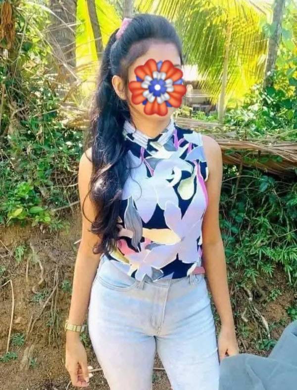 girls-personal photo of Lanka Ads