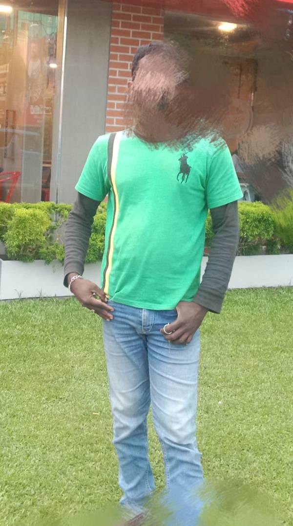 boys-personal photo of Lanka Ads