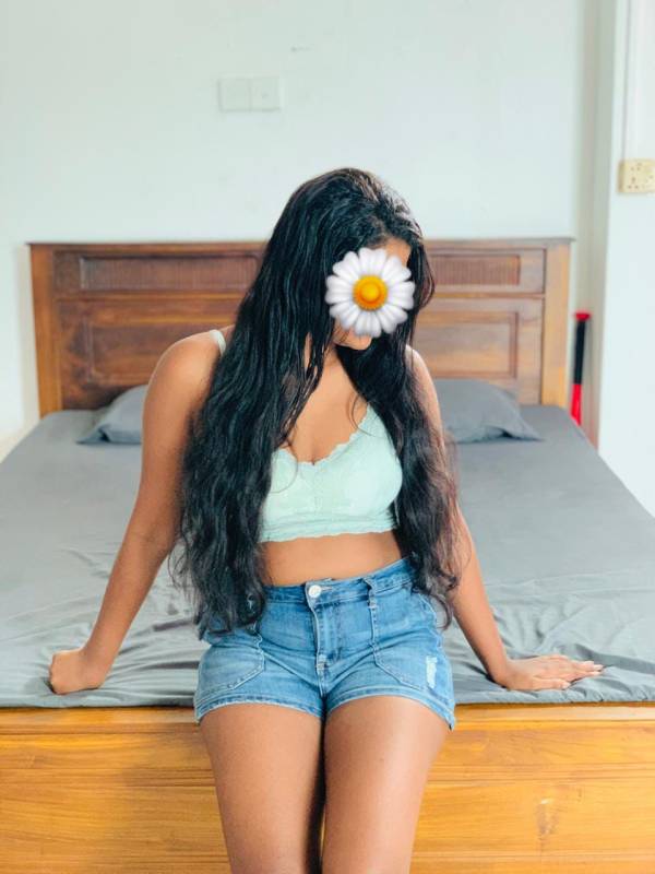 girls-personal photo of Lanka Ads