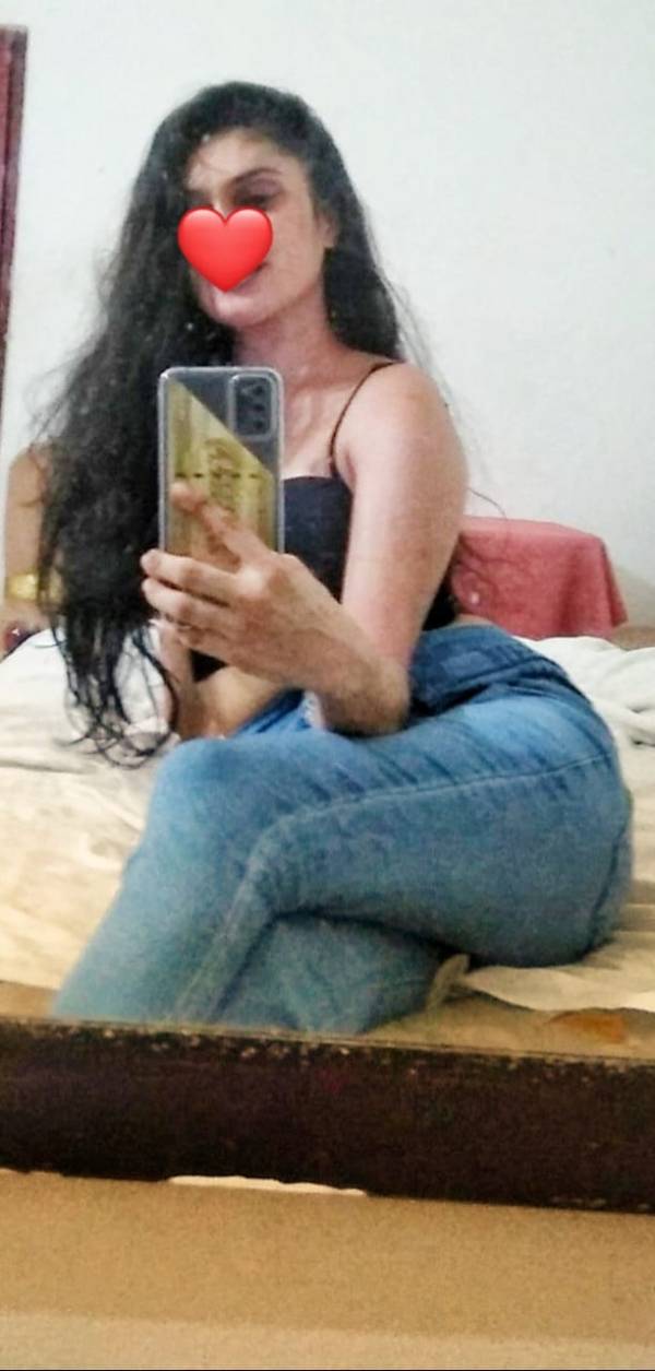 girls-personal photo of Lanka Ads