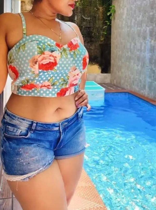 girls-personal photo of Lanka Ads