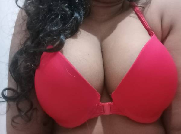 live-cam photo of Lanka Ads