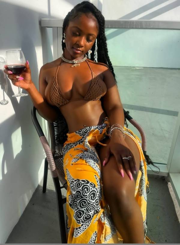 girls-personal photo of Lanka Ads