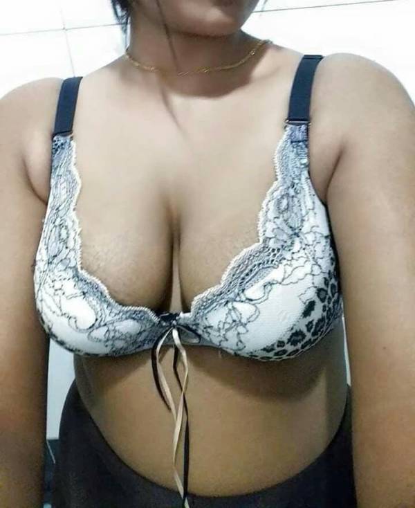 live-cam photo of Lanka Ads