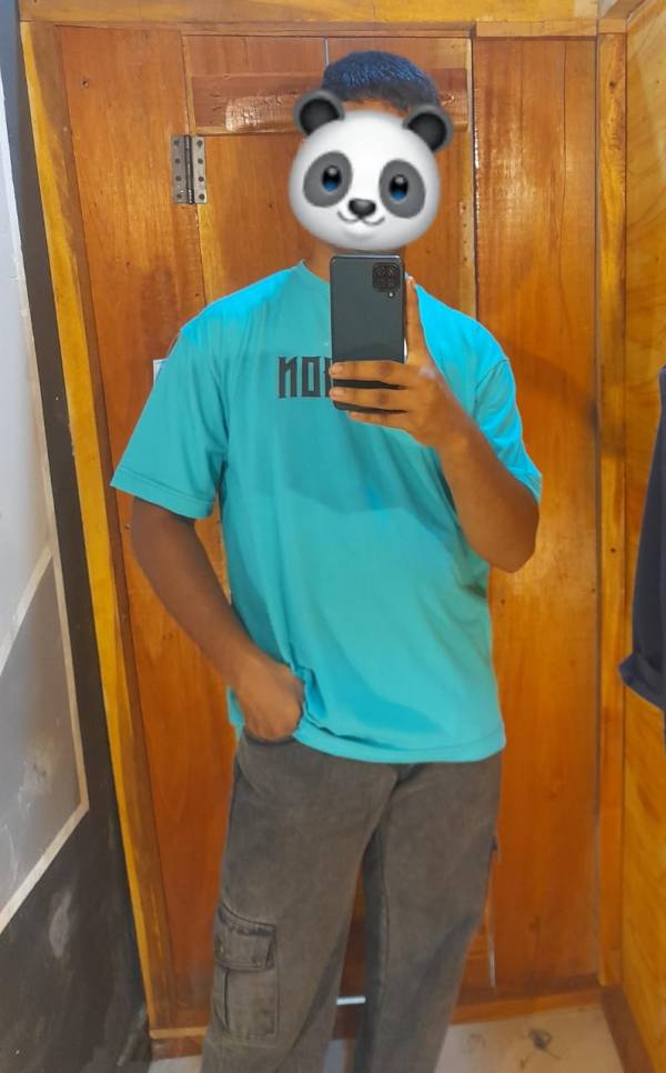 boys-personal photo of Lanka Ads