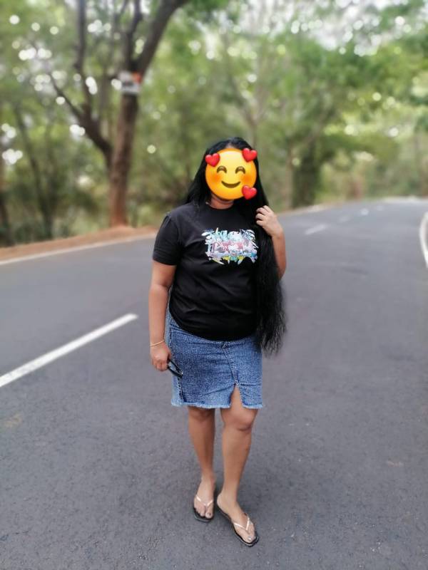 girls-personal photo of Lanka Ads