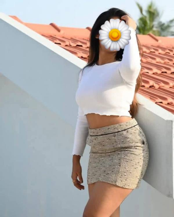 girls-personal photo of Lanka Ads