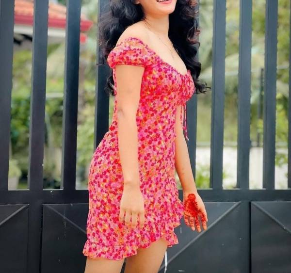 girls-personal photo of Lanka Ads