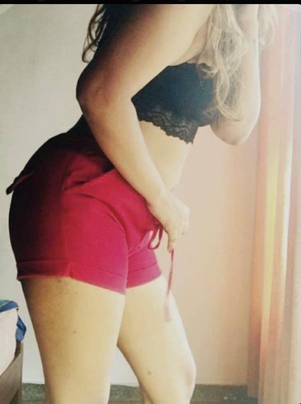 girls-personal photo of Lanka Ads