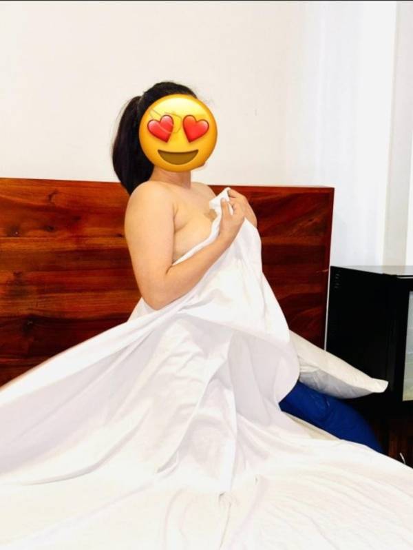 girls-personal photo of Lanka Ads