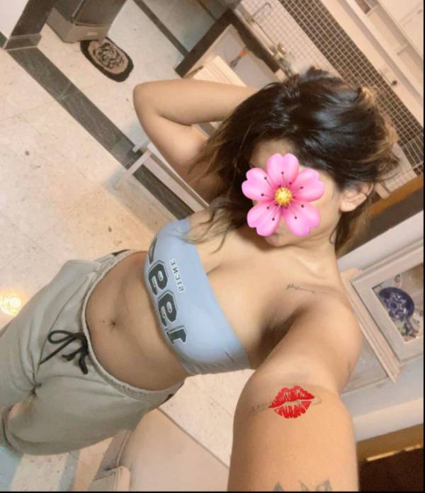 girls-personal photo of Lanka Ads