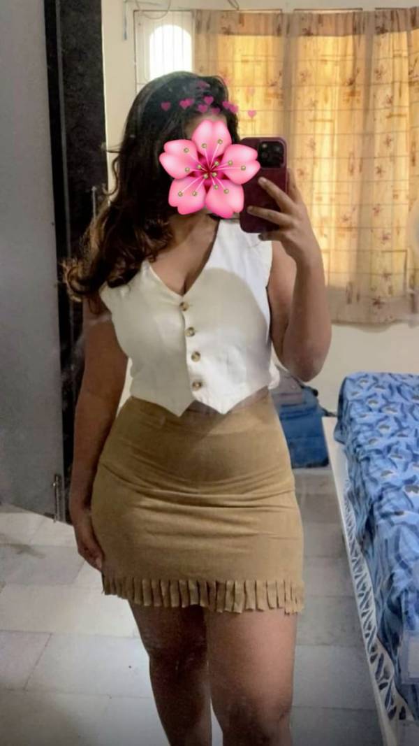 girls-personal photo of Lanka Ads