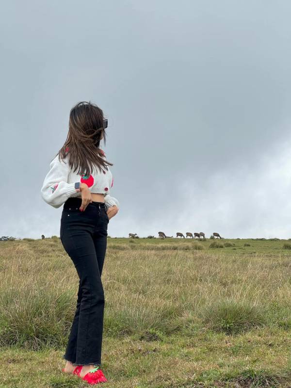 girls-personal photo of Lanka Ads