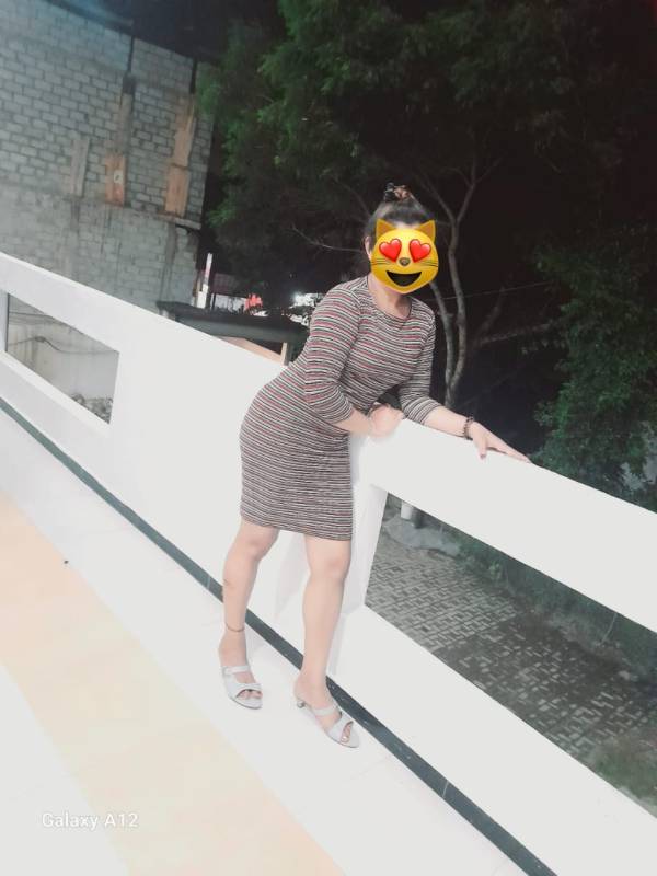 girls-personal photo of Lanka Ads