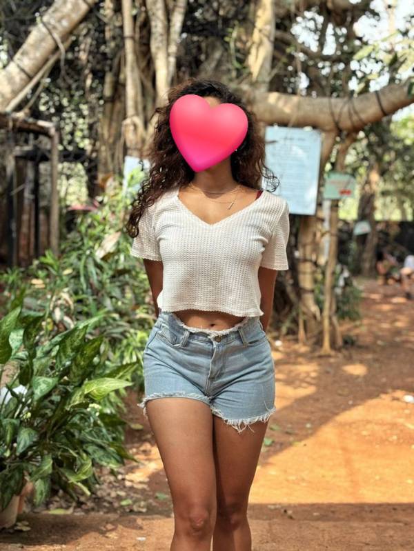 girls-personal photo of Lanka Ads