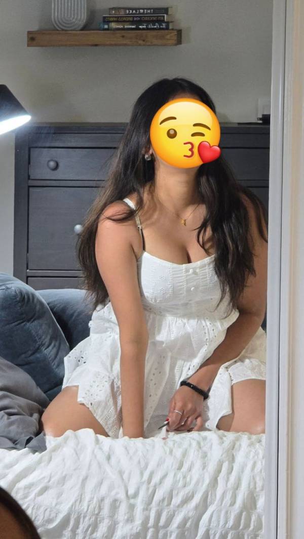 girls-personal photo of Lanka Ads