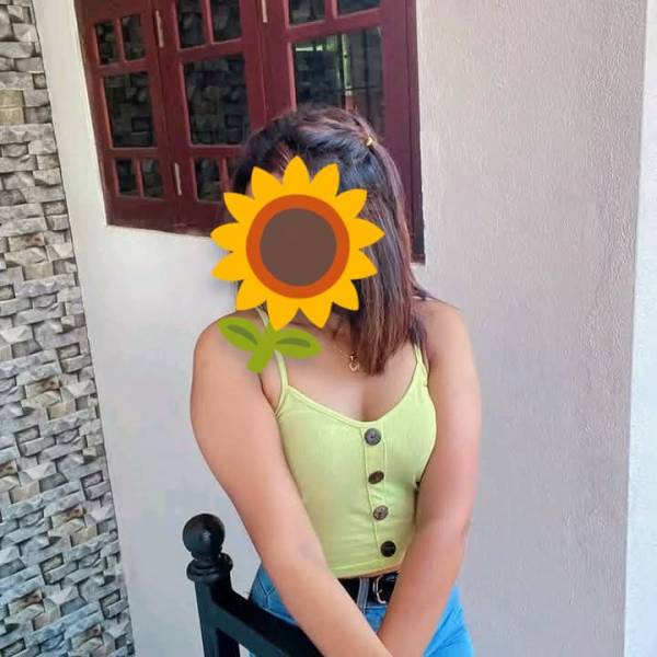 girls-personal photo of Lanka Ads