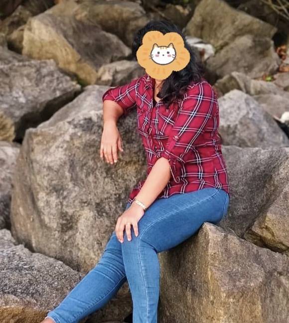 girls-personal photo of Lanka Ads