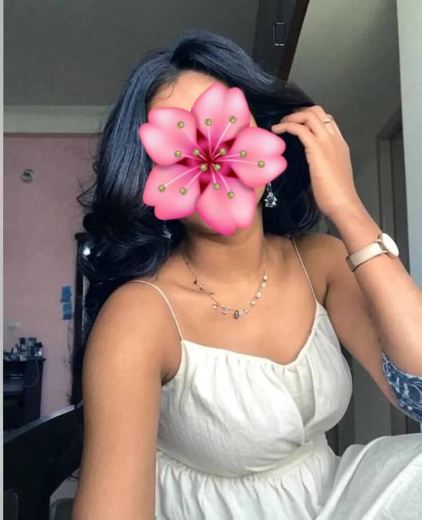 girls-personal photo of Lanka Ads