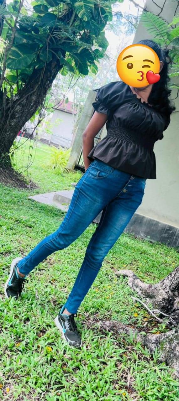 girls-personal photo of Lanka Ads