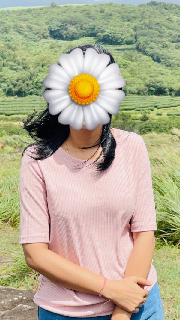 girls-personal photo of Lanka Ads