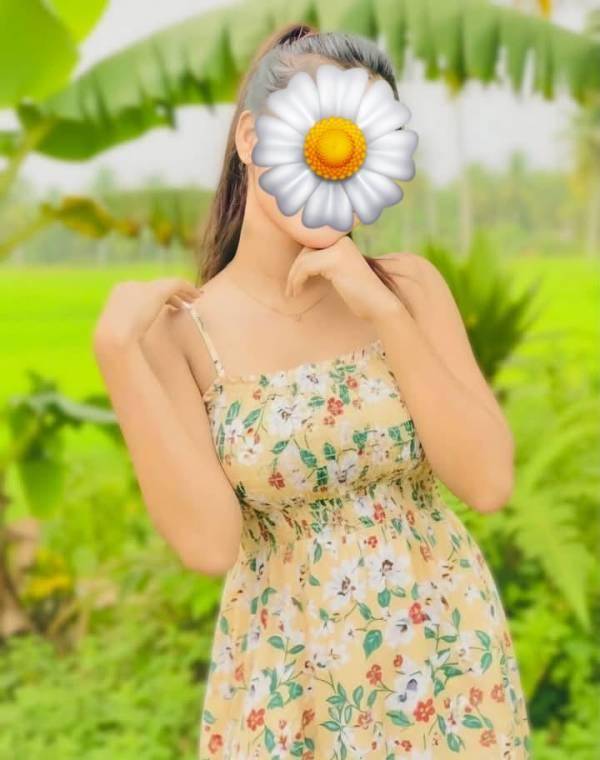 girls-personal photo of Lanka Ads