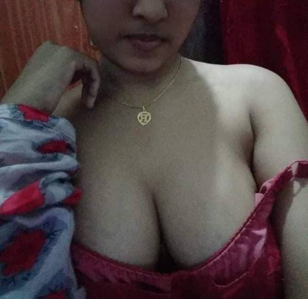 live-cam photo of Lanka Ads