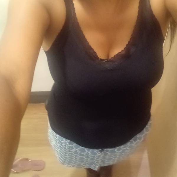 girls-personal photo of Lanka Ads