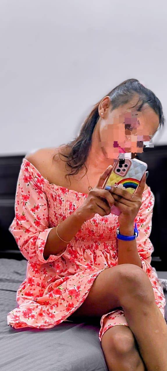 girls-personal photo of Lanka Ads