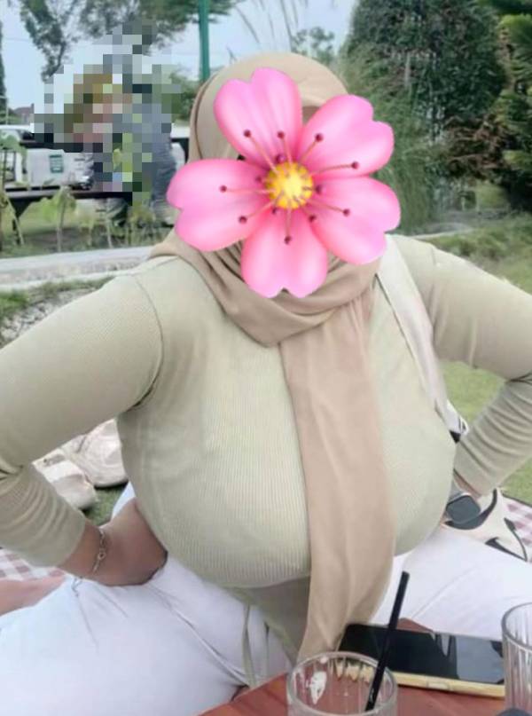 live-cam photo of Lanka Ads