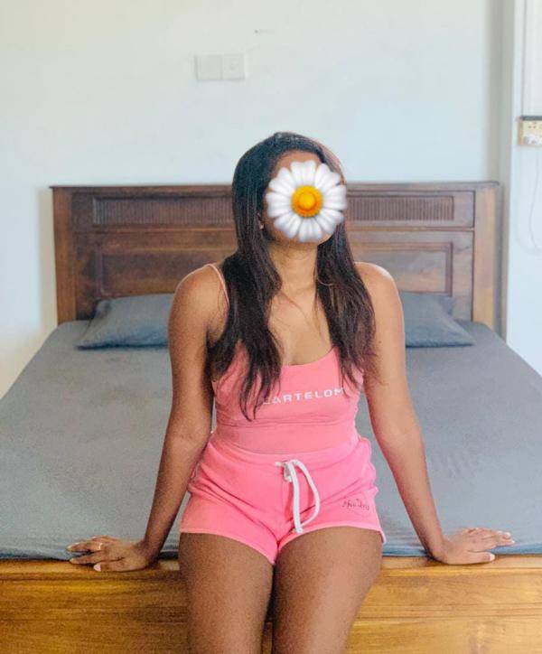 girls-personal photo of Lanka Ads